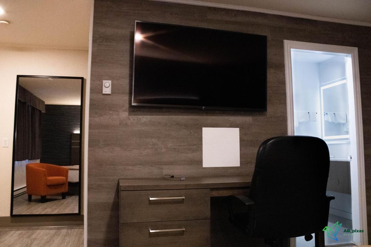 Glengarry Extended Stays Труро Екстериор снимка