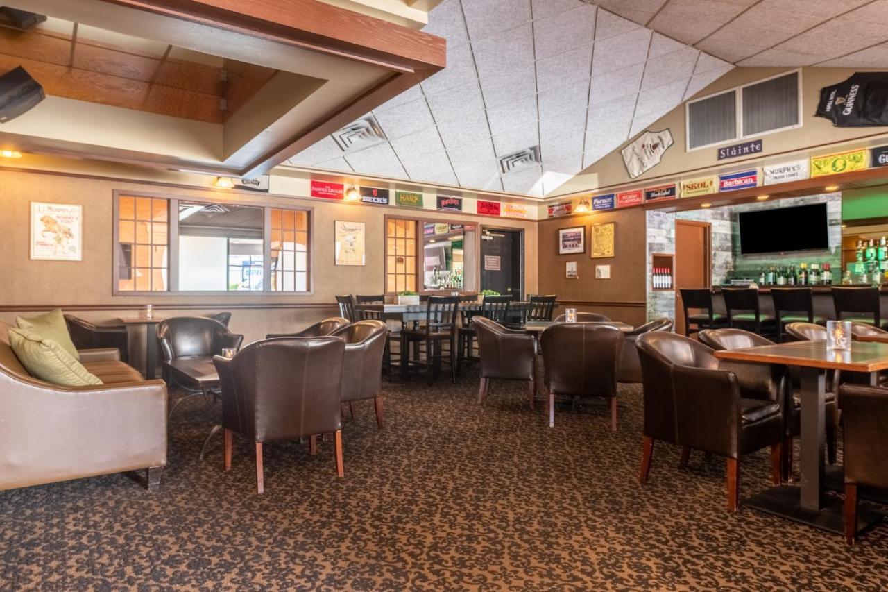 Glengarry Extended Stays Труро Екстериор снимка